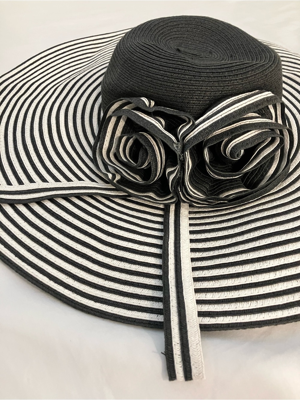 Wide Brim Black & White Striped Sun Hat White House Black Market Hat with Floral